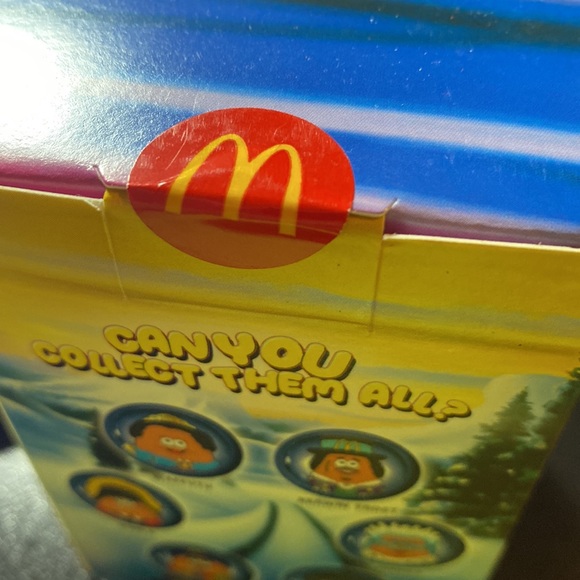 McDonald’s golden chicken nugget - Picture 2 of 3